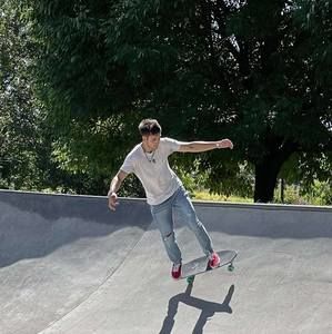 Meet your Posher, Maxwell